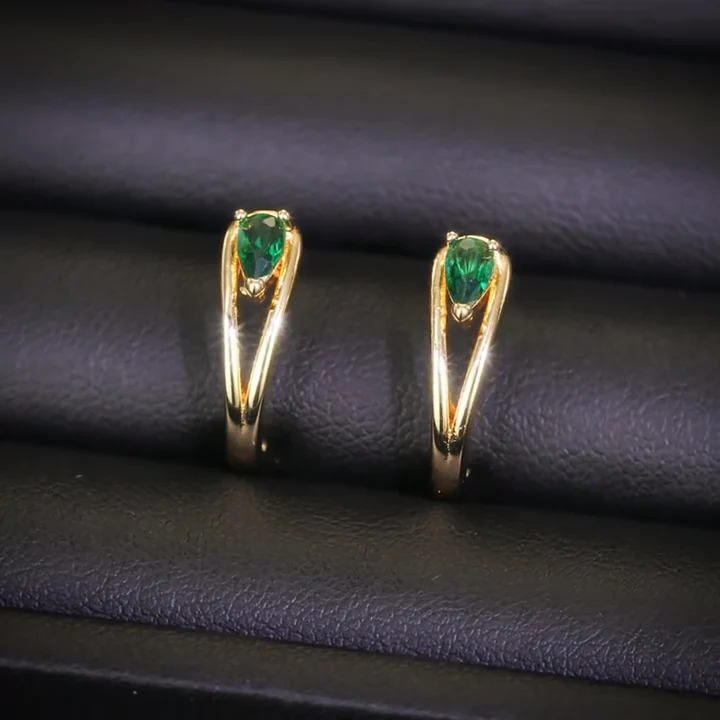 Amara Lavigne Earrings | Gold - Image 2