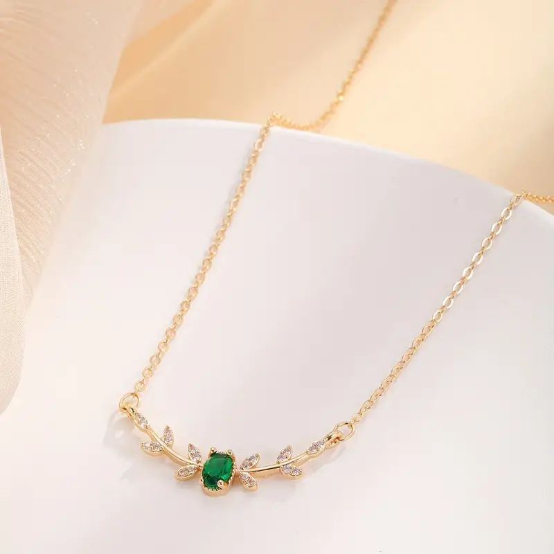 Amira Valmorin Necklace | Gold - Image 2