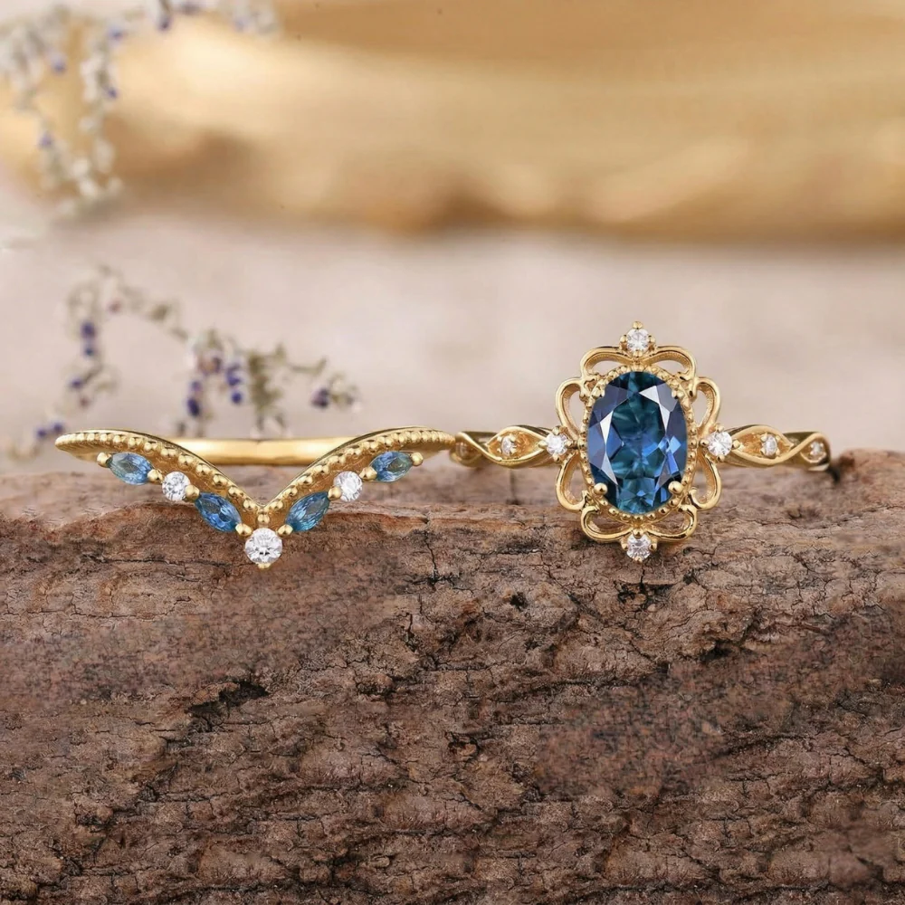 Azelia Sapphire Crown Ring Set | Gold - Image 3