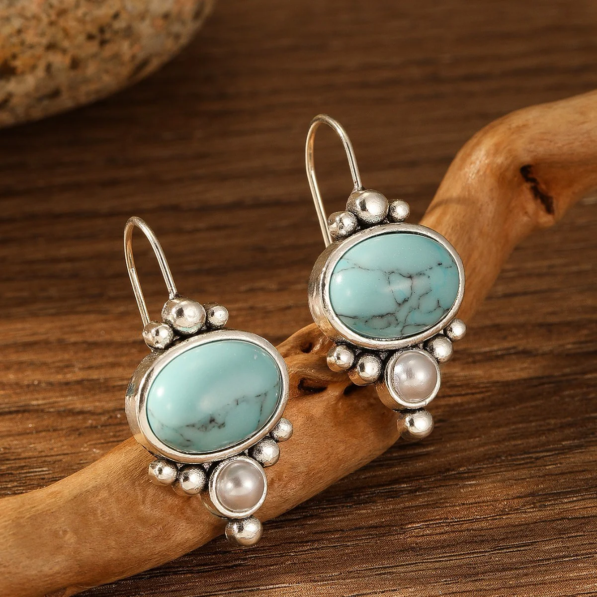 Briselle Shorelight Earrings | White Gold - Image 2