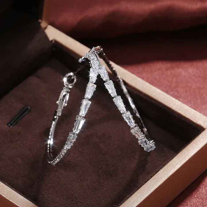 Camilla Vestalia Earrings | White Gold - Image 2