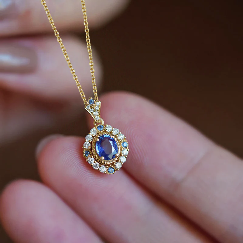 Celeste Royale Pendant Necklace | Gold - Image 2