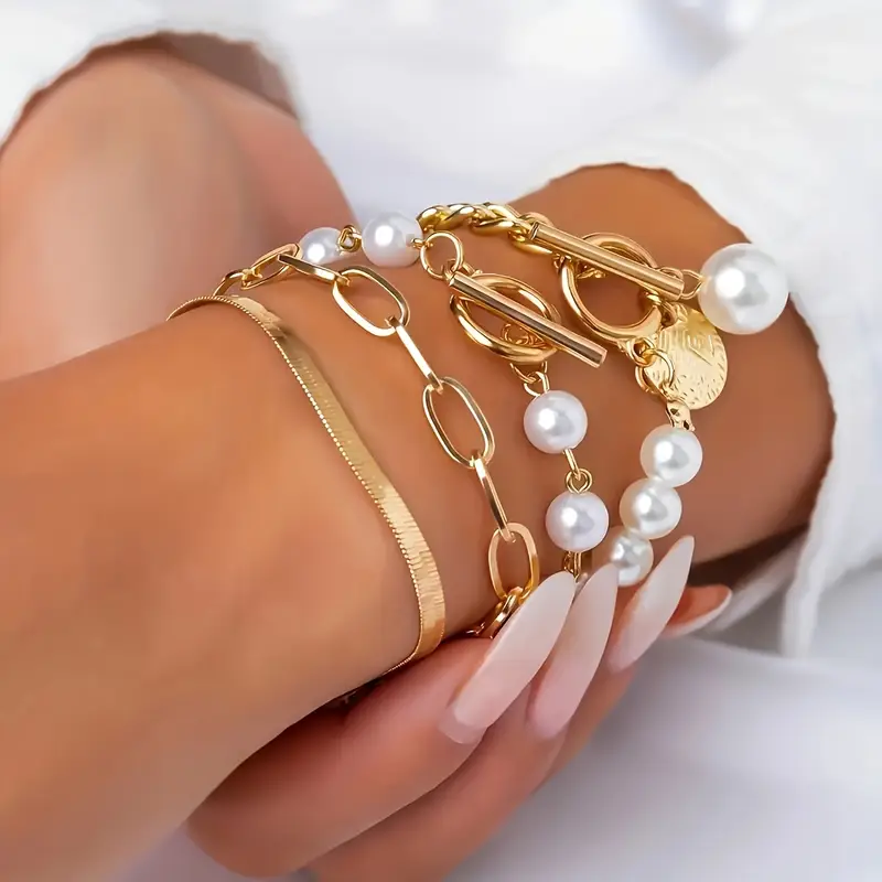 Chic Gold 4-Piece Bracelet Set - Snake, Pearls & Links | Gold - Image 3