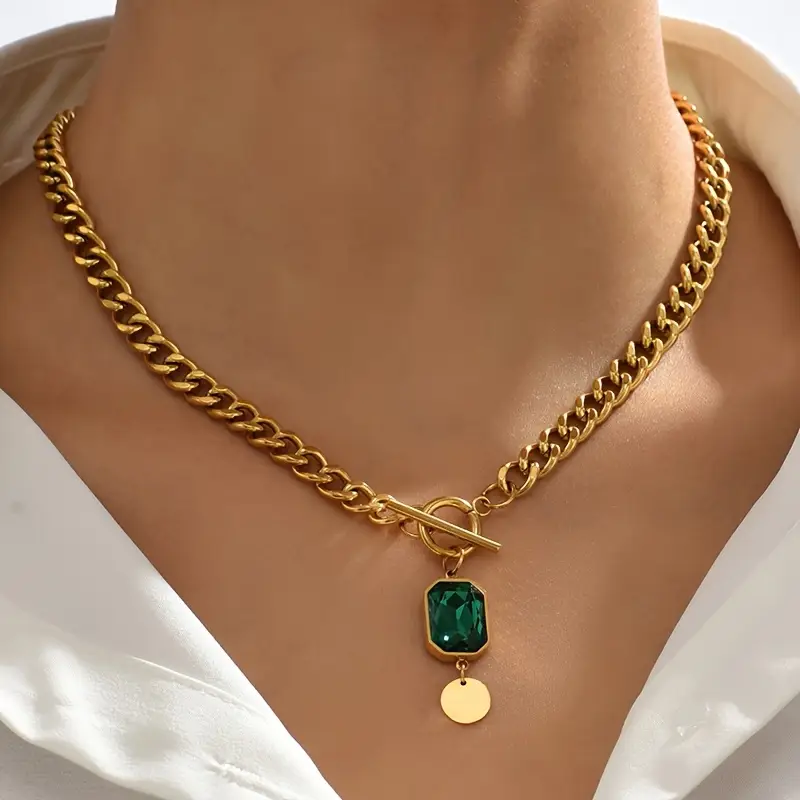 Chunky Chain Emerald Pendant Necklace | Gold - Image 2