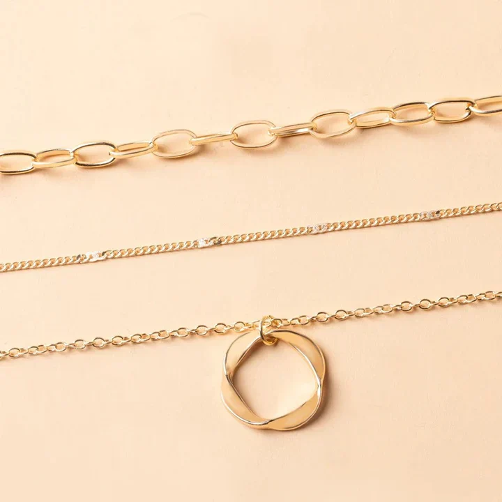 Claudia Prisca Necklace | Gold - Image 2