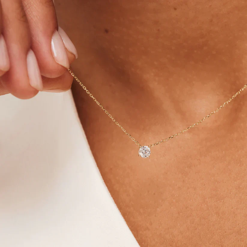 Cléa Moissanite Stone Necklace | Gold - Image 4