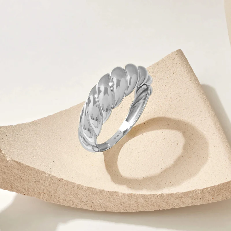Croissant Ring | White Gold - Image 4