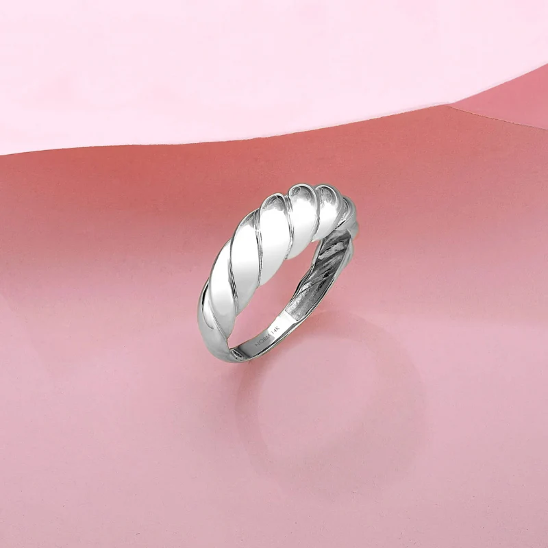 Croissant Ring | White Gold - Image 6