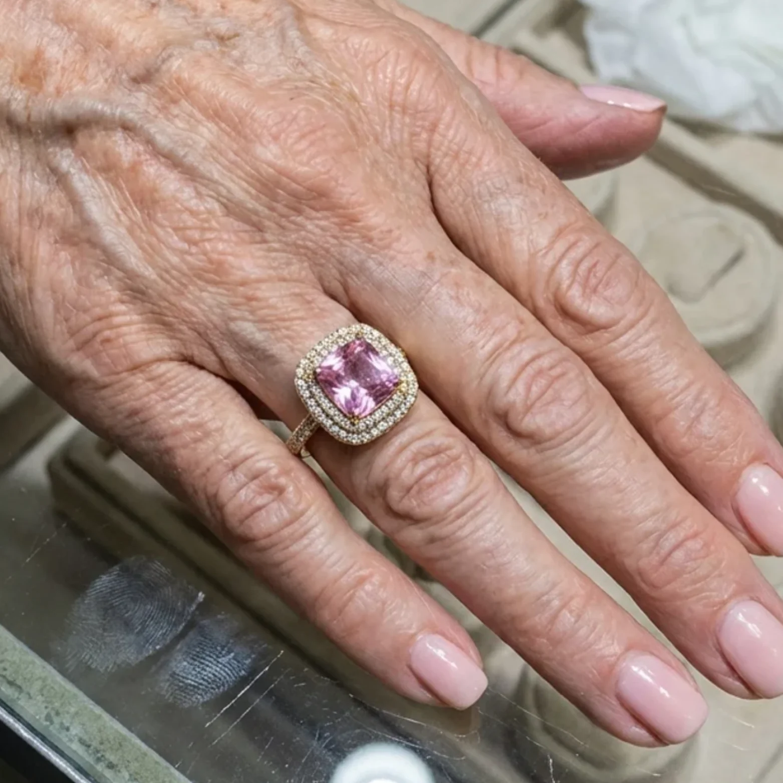 Cushion Pink Sapphire Ring | White Gold - Image 4