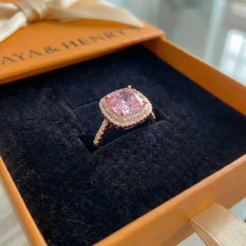 Cushion Pink Sapphire Ring | White Gold - Image 5
