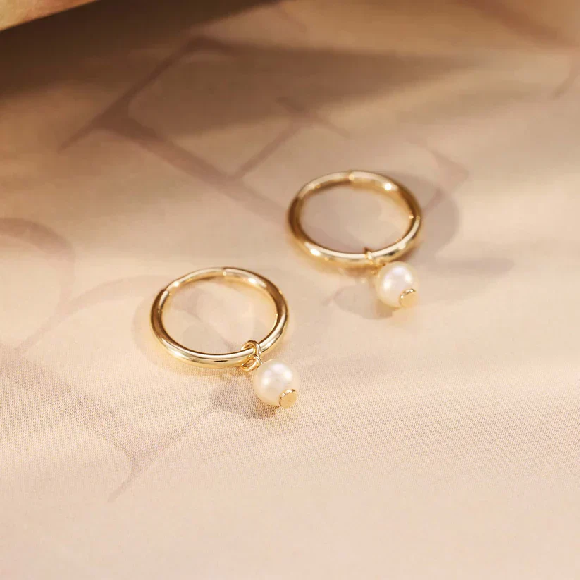Delia Crest Earrings | Gold - Image 3