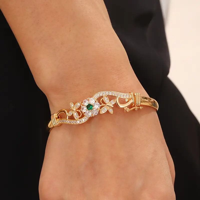 Isla Beaumont Bracelet | Gold - Image 3