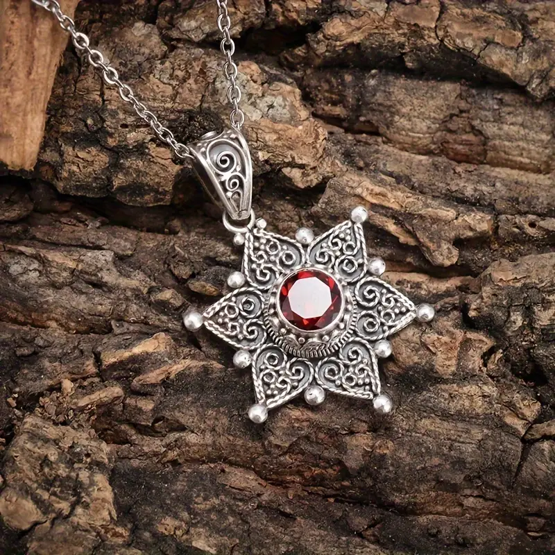 Jessindra Carmalyth Necklace | White Gold - Image 6