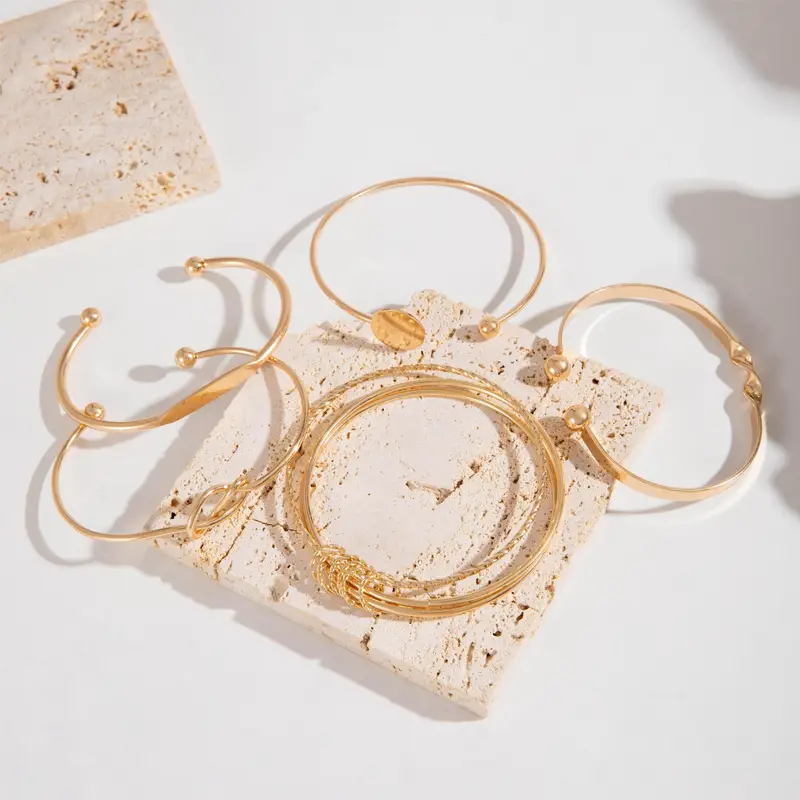 Knotted Elegance Bracelet Set | Gold - Image 4