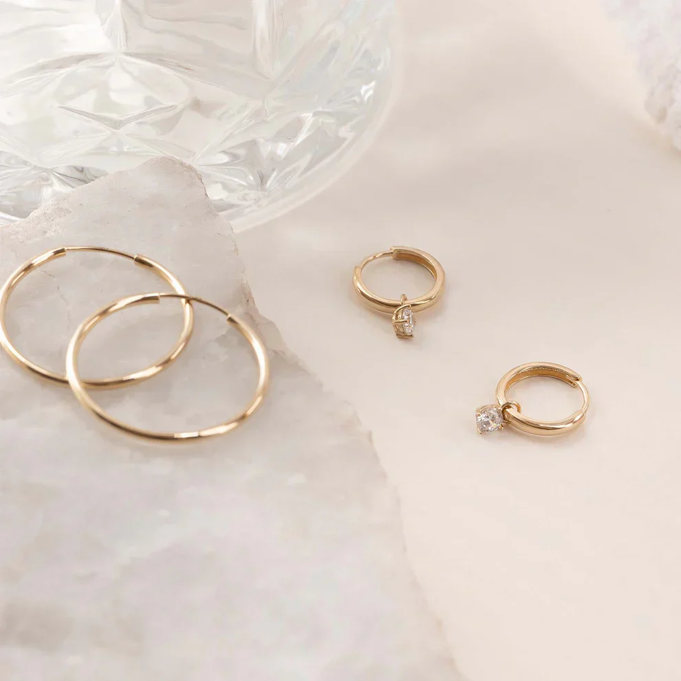 Larmes de Lune Stone Hoop Earrings | Gold - Image 4