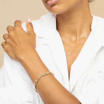 Love letter initial necklace | Gold - Image 3