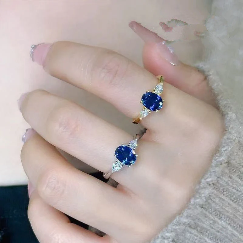 Marin Thorneau Ring | Gold - Image 3