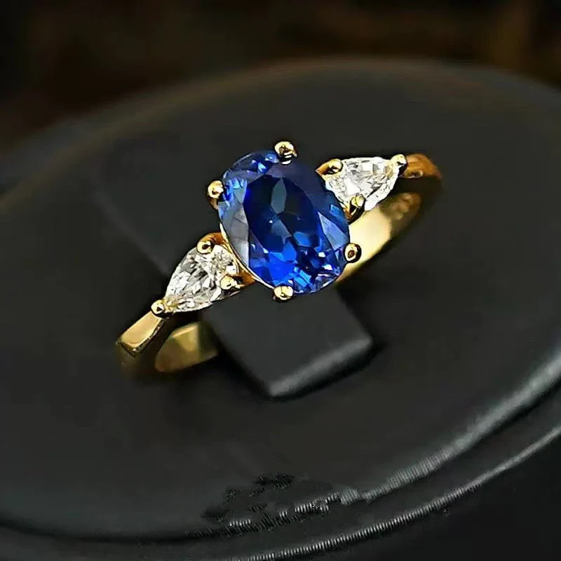 Marin Thorneau Ring | White Gold - Image 2