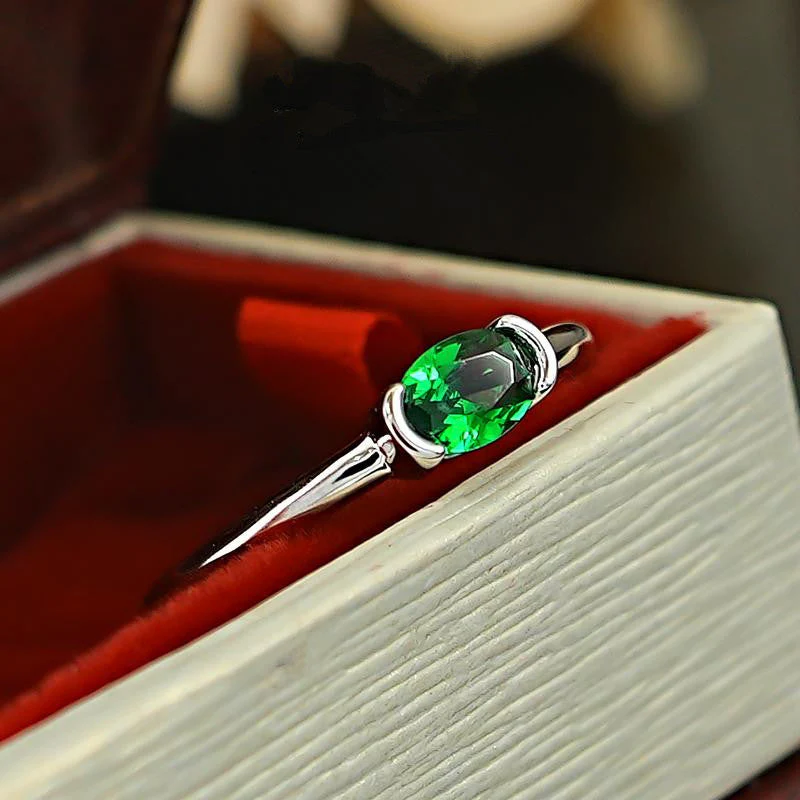 Naya Verdelle Ring | White Gold - Image 2