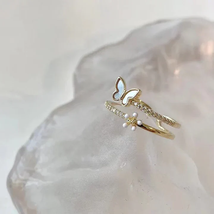 Nerissa Claravia Ring | Gold - Image 3