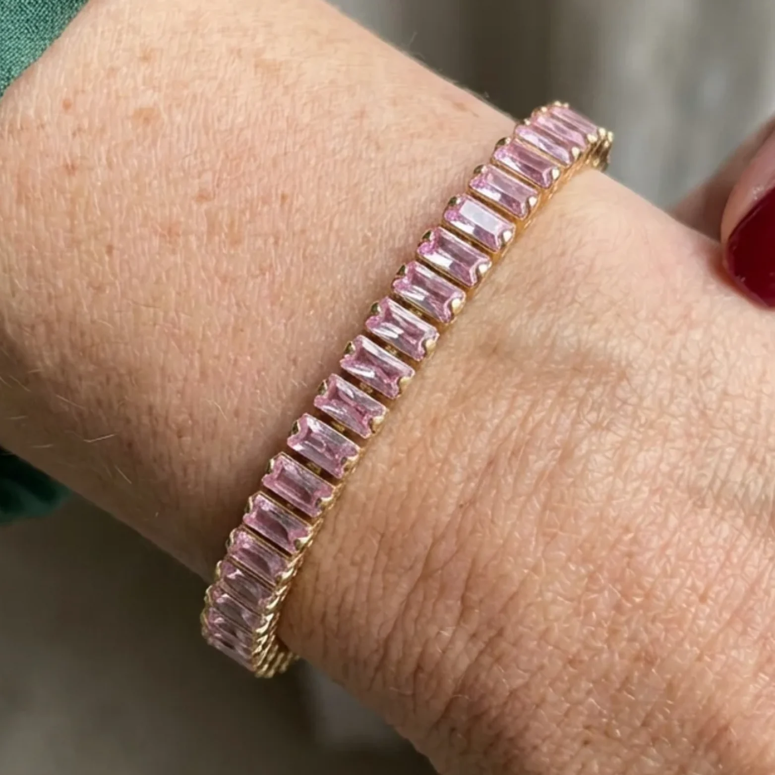 Pink Sapphire Vertéa Tennis Bracelet | Gold - Image 2