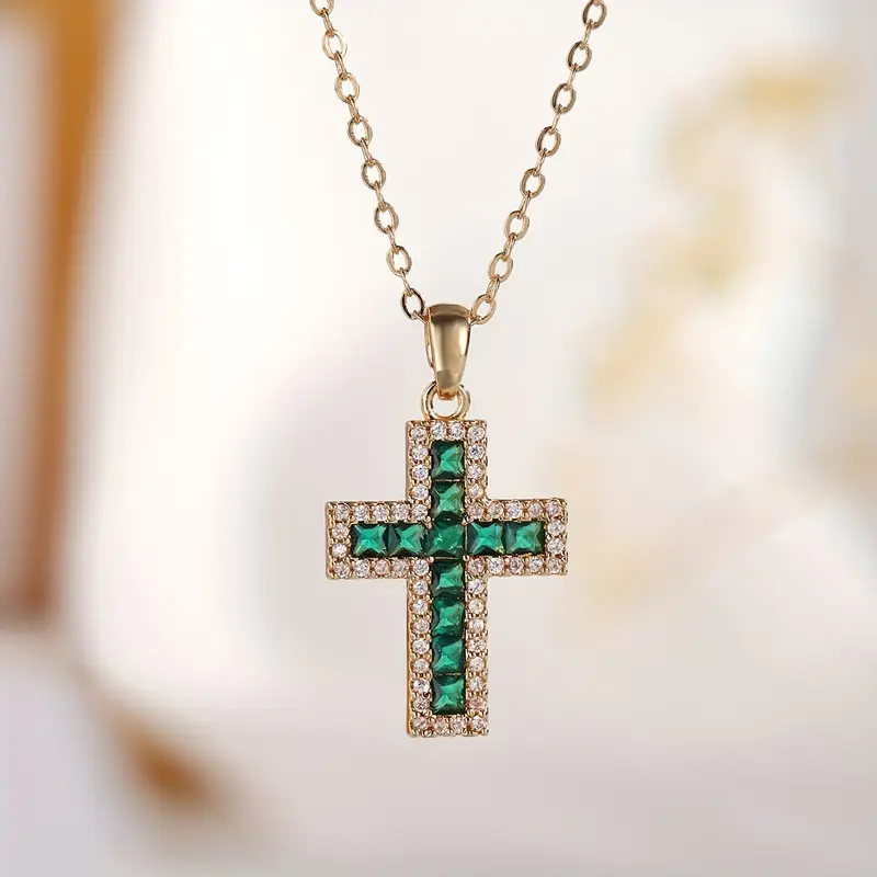 Solene Emerald Cross Pendant Necklace | Gold - Image 2