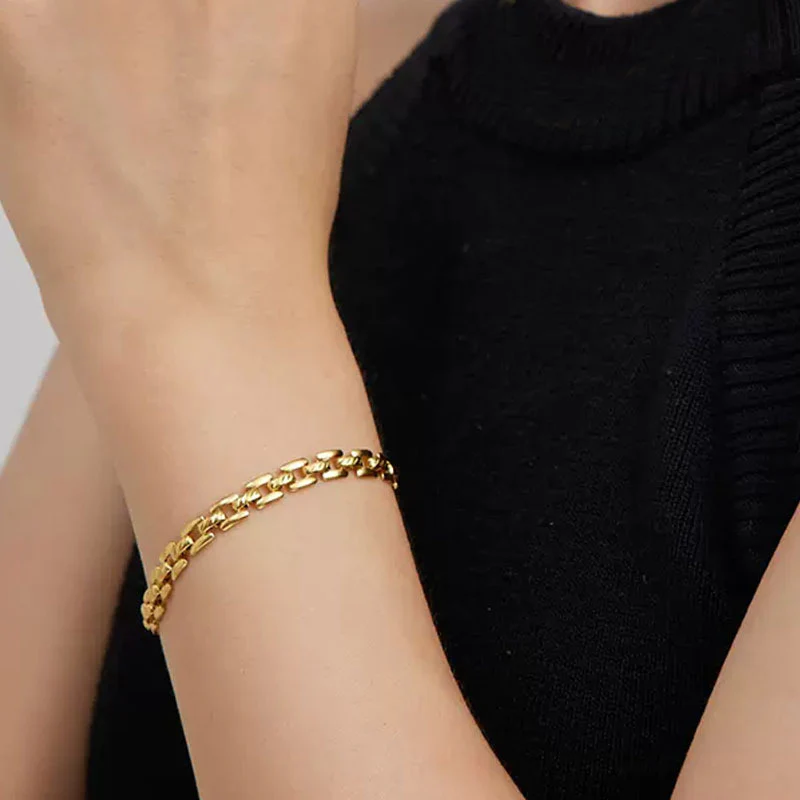 Timepiece Chain Bracelet | Gold - Image 2